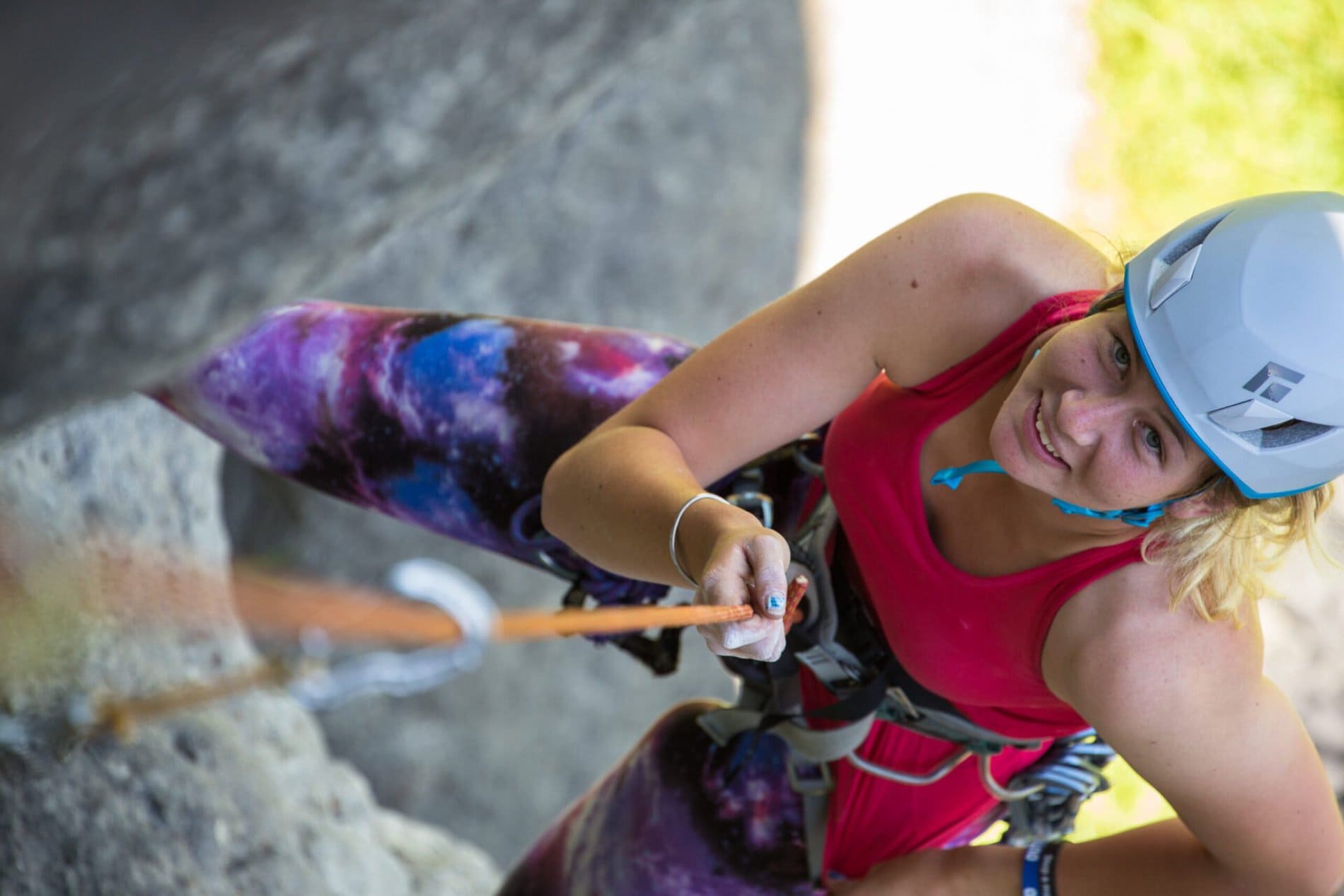 strive, adventure southland, young women, young women in the outdoors, things to do for young women, things to do for girls. girls in the outdoors, kayaking, climbing, abseiling, fun things to do, build confidence, build skills, skill building, building relationships, adventure activities