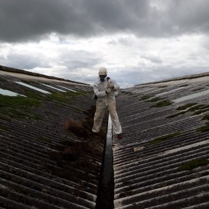 20181011_144659 adventure southland, industrial rope acces,, gutter cleaning, commercial gutter cleaning, rope access professionals, plant maintenance, site maintence, roof maintenace, gutter maintenance, roof cleaning, industrial, working at heights, asbestos roof, maintaining asbestos roof, cleaning asbestos roof, working on asbestos roof